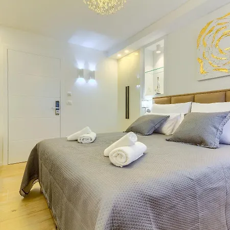 Πανσιόν Luxury - City Centar Σπλιτ