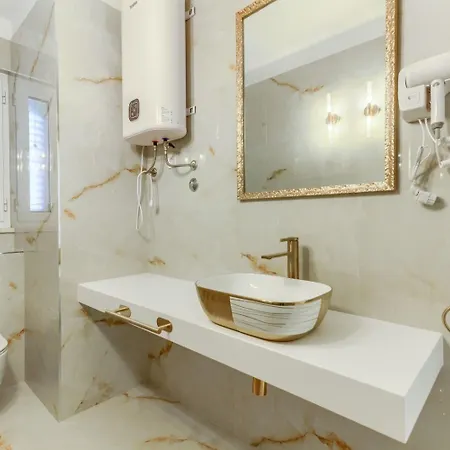 Luxury - City Centar Σπλιτ