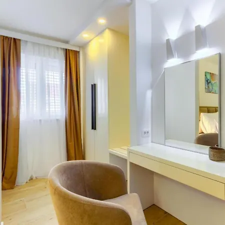 Luxury - City Centar Πανσιόν Σπλιτ