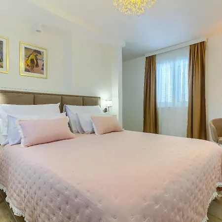 Luxury - City Centar Σπλιτ